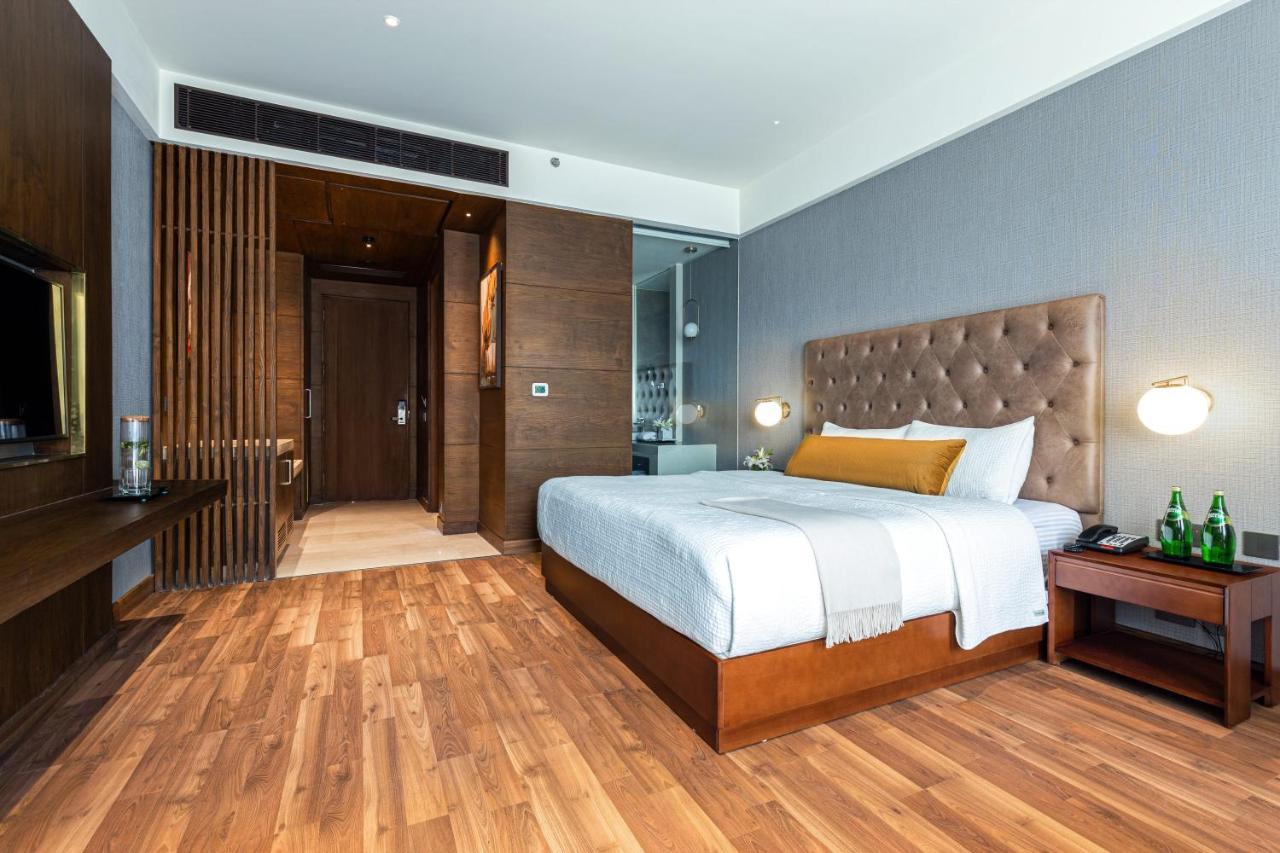 Wyndham Chandigarh Mohali Esterno foto