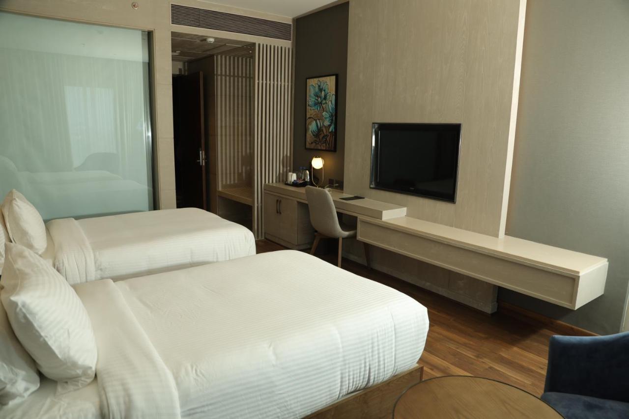 Wyndham Chandigarh Mohali Esterno foto