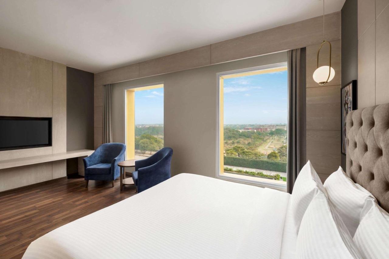 Wyndham Chandigarh Mohali Esterno foto
