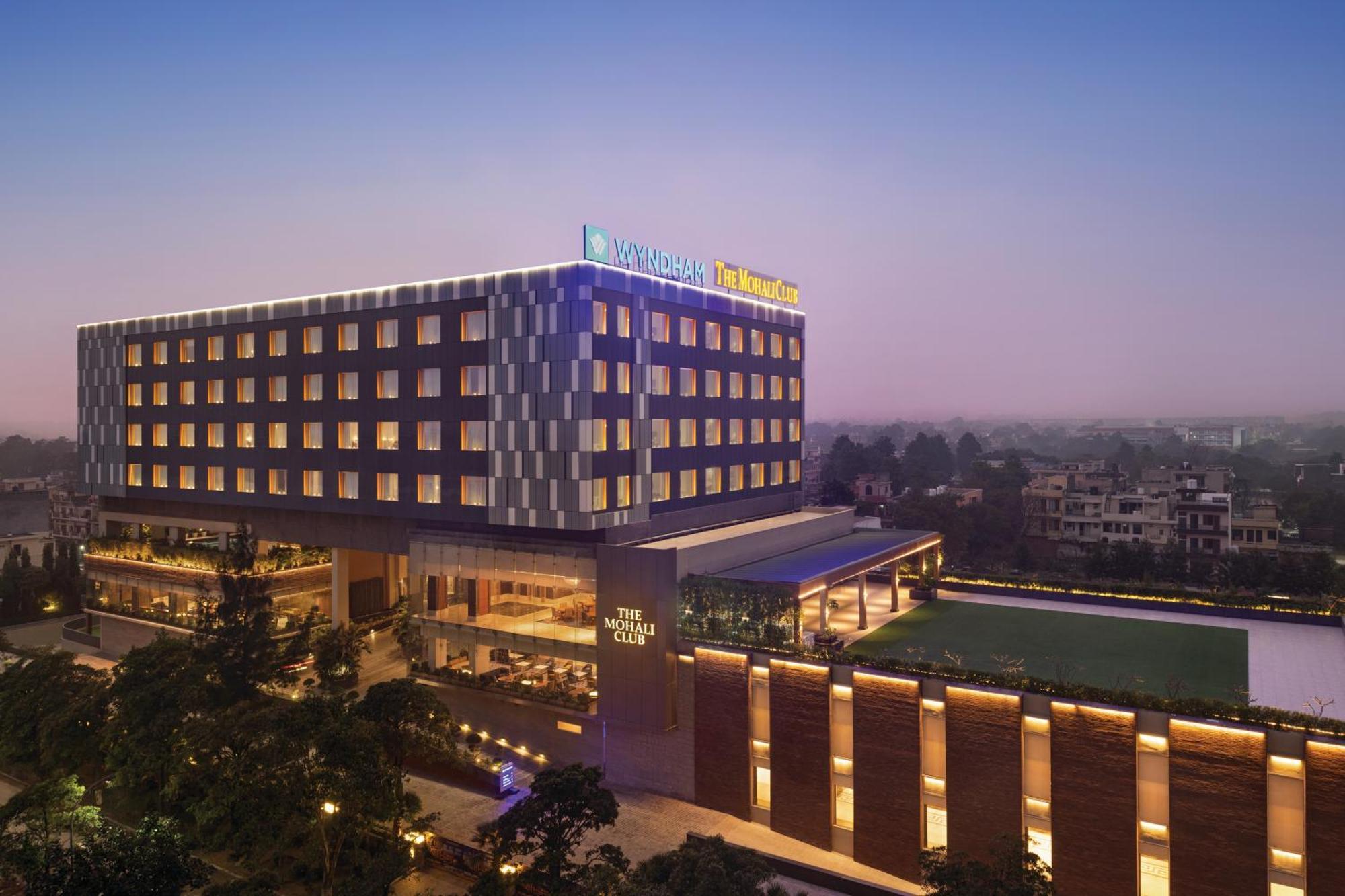 Wyndham Chandigarh Mohali Esterno foto